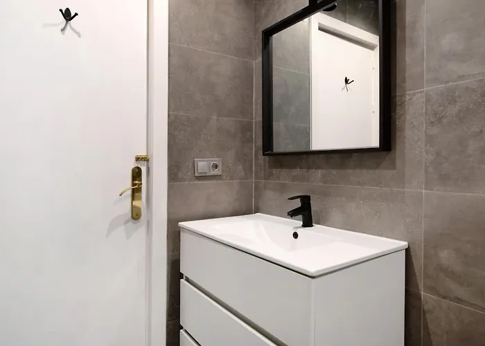 Los Alamos Apartment *